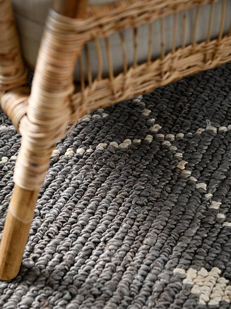 Kenya 27 Grey Tribal Luxe Hand Woven Jute Rug