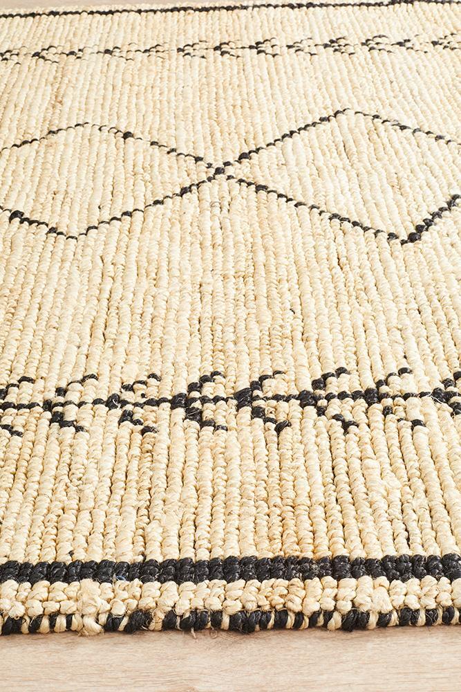 Kenya 27 Ivory Tribal Luxe Hand Woven Jute Rug