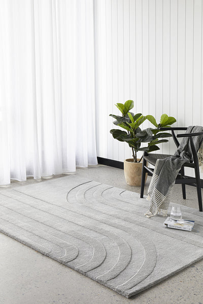 Summit Trail Grey Rug | Lifestyle
