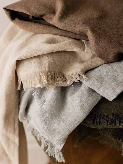 Oakley Chocolate Linen Throw - 130x230cm