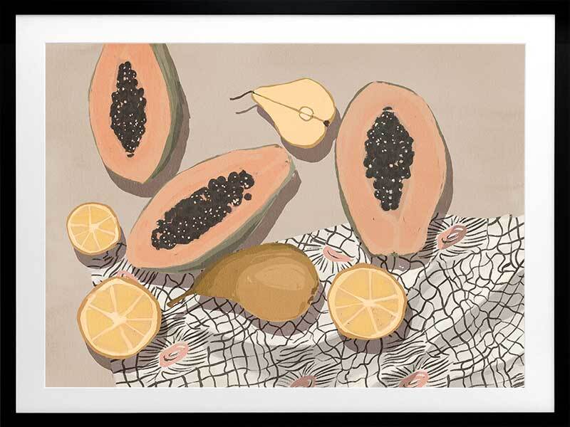 Fruta de bomba Framed Art Print