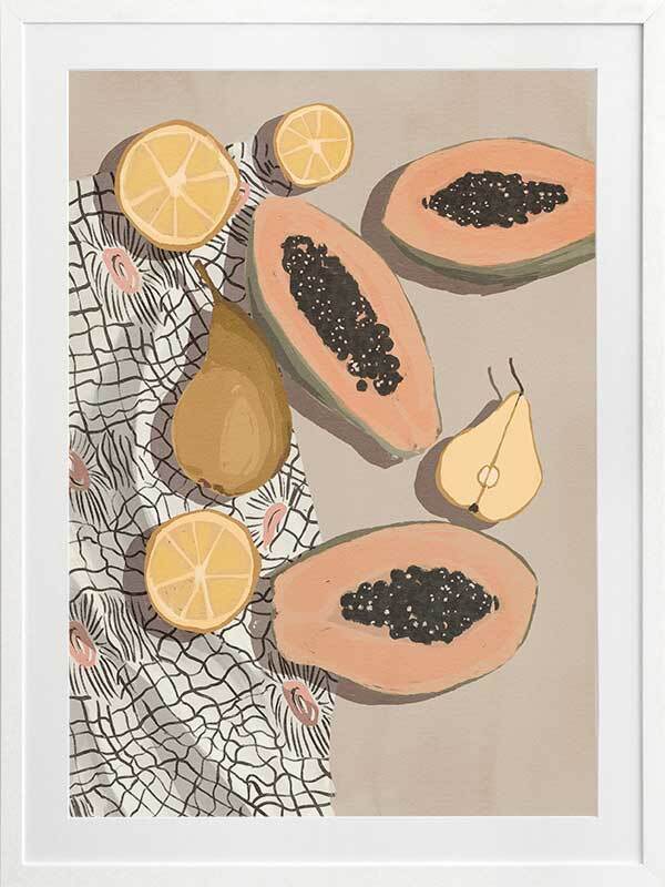 Fruta de bomba Framed Art Print