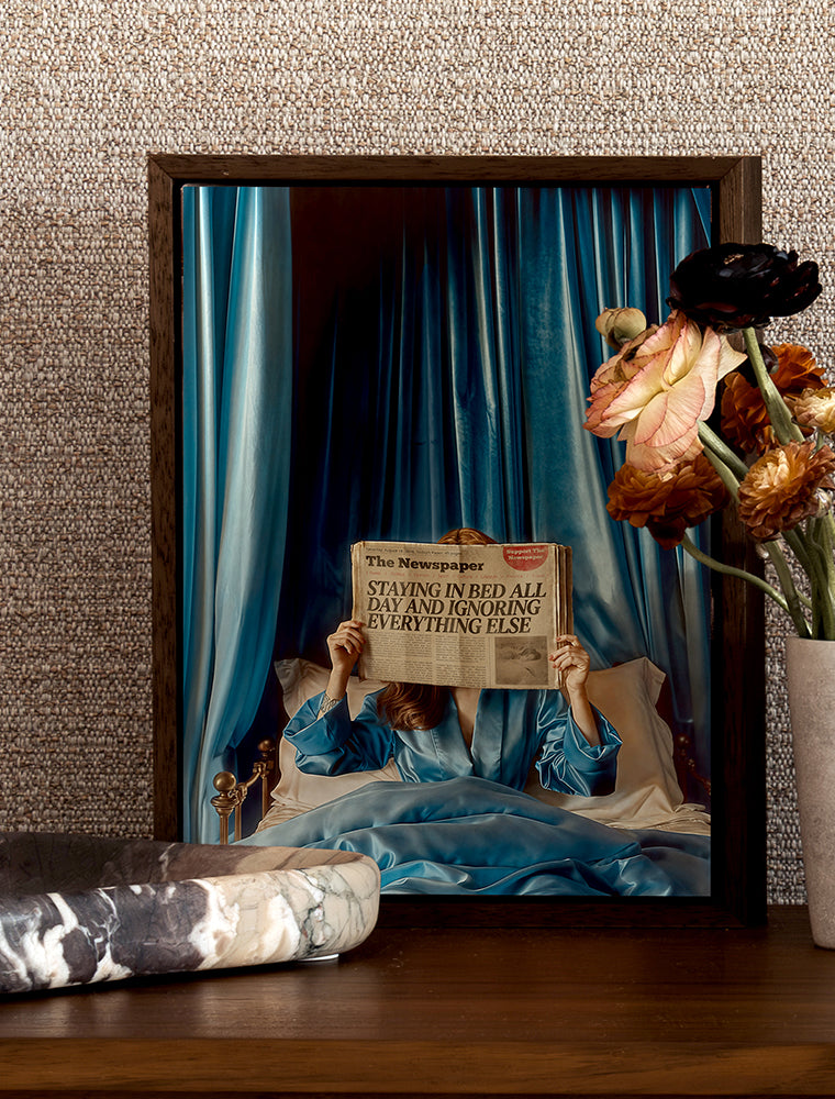 Morning Gossip - Oak Box Frame Canvas - 22.5x30 - Portrait