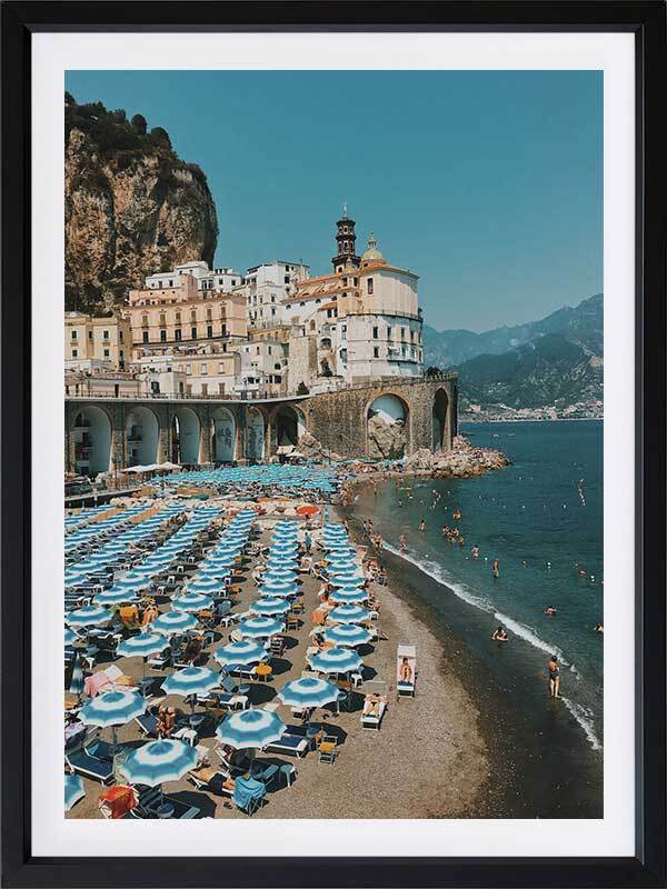 Italian Beachgoers Poster